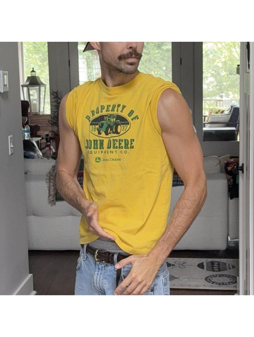 🚜💛 Vintage Style John Deere Tractor Graphic Tee | Youth L Fits Adult XS